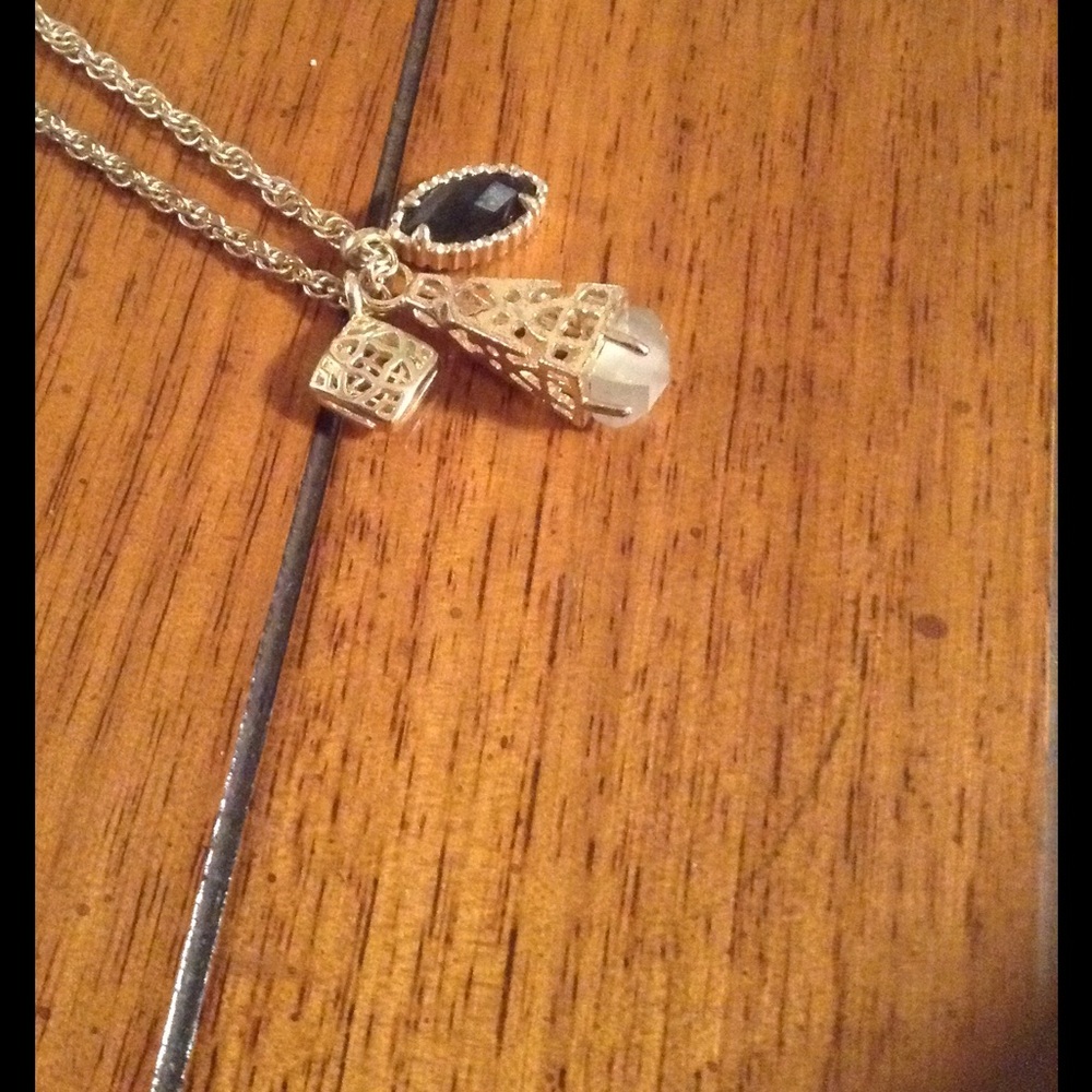 ISO  Kendra Scott RARE Collette Necklace-Retired around 2012